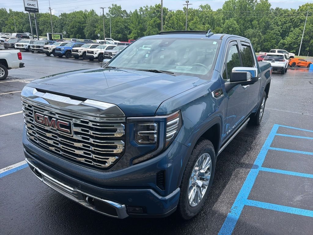 2024 GMC Sierra 4WD Crew Cab Short Box Denali's photo