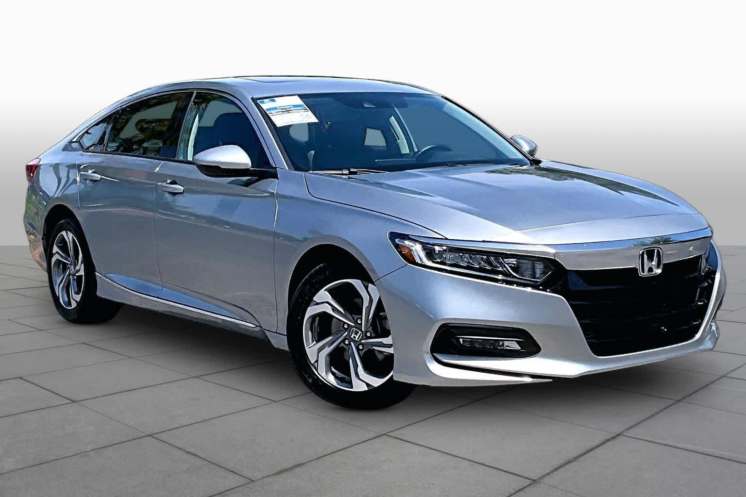 Certified Used 2019 Lunar Silver Metallic Honda EX-L 1.5T image 3