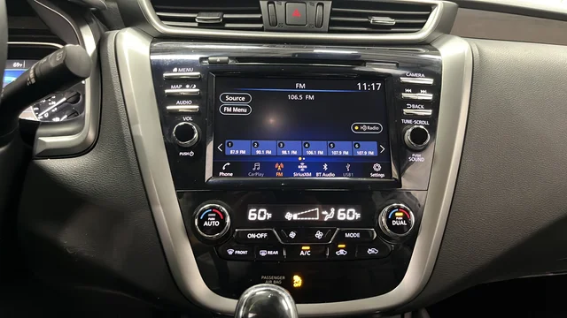 Used 2020 Super Black Metallic Nissan Platinum image 13