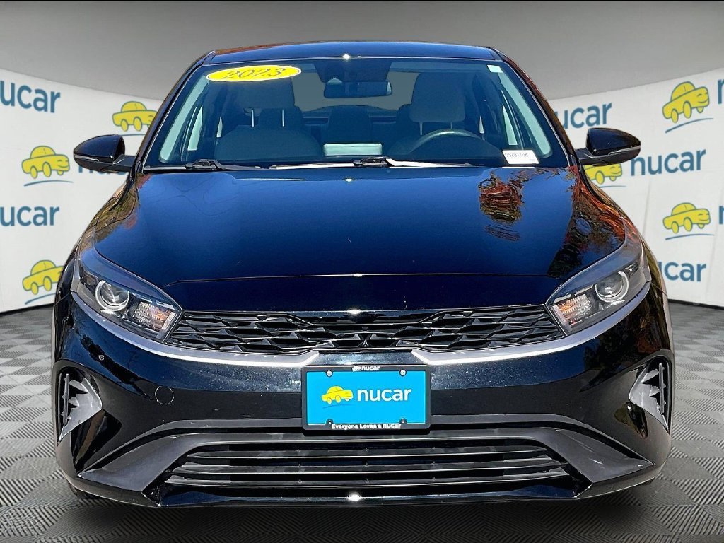 Used 2023 Black Kia LXS image 2