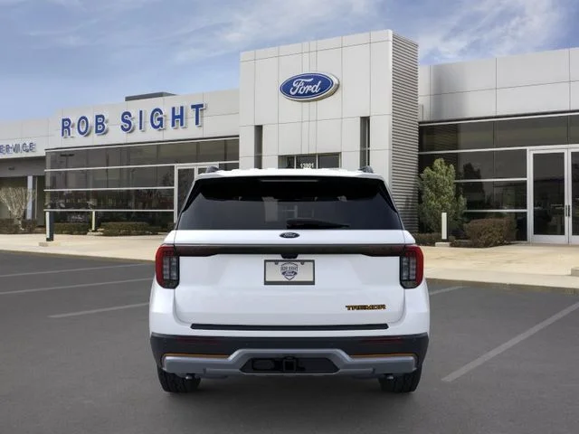 New 2026 Star White Metallic Tri-Coat Ford Tremor® image 5