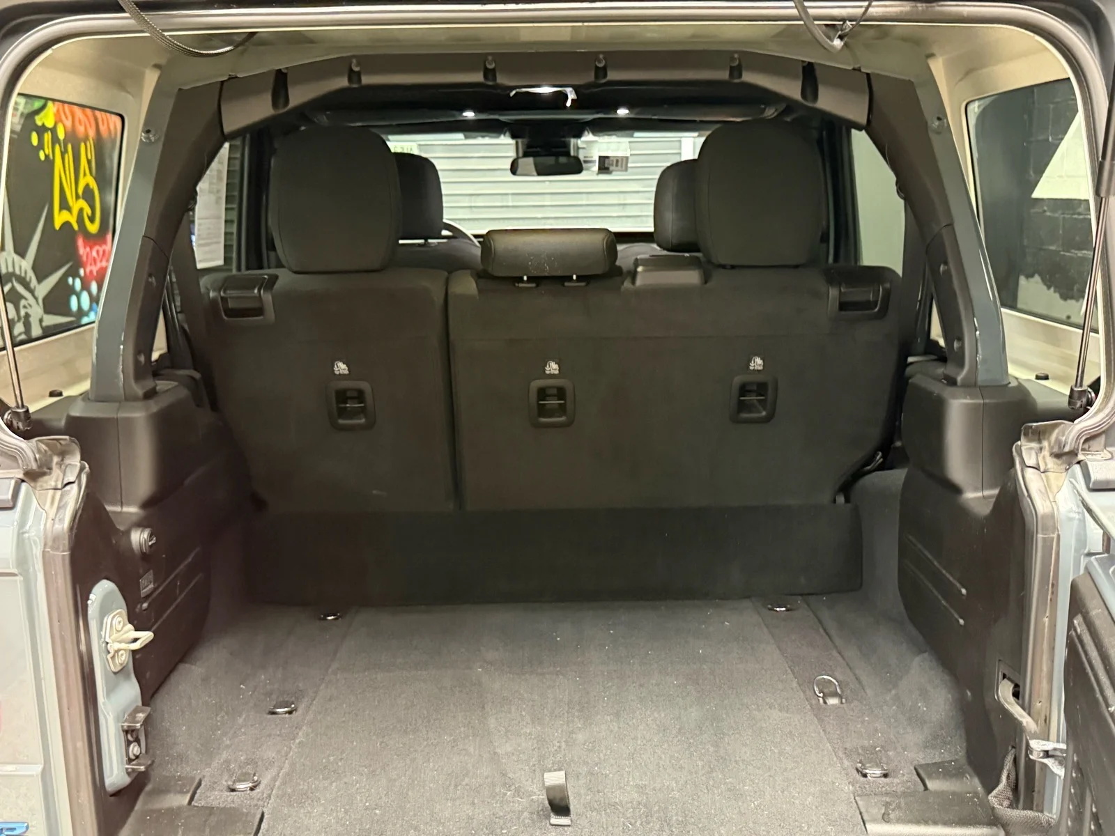 Used 2024 Anvil Clear Coat (pds) Jeep Rubicon 4xe image 31