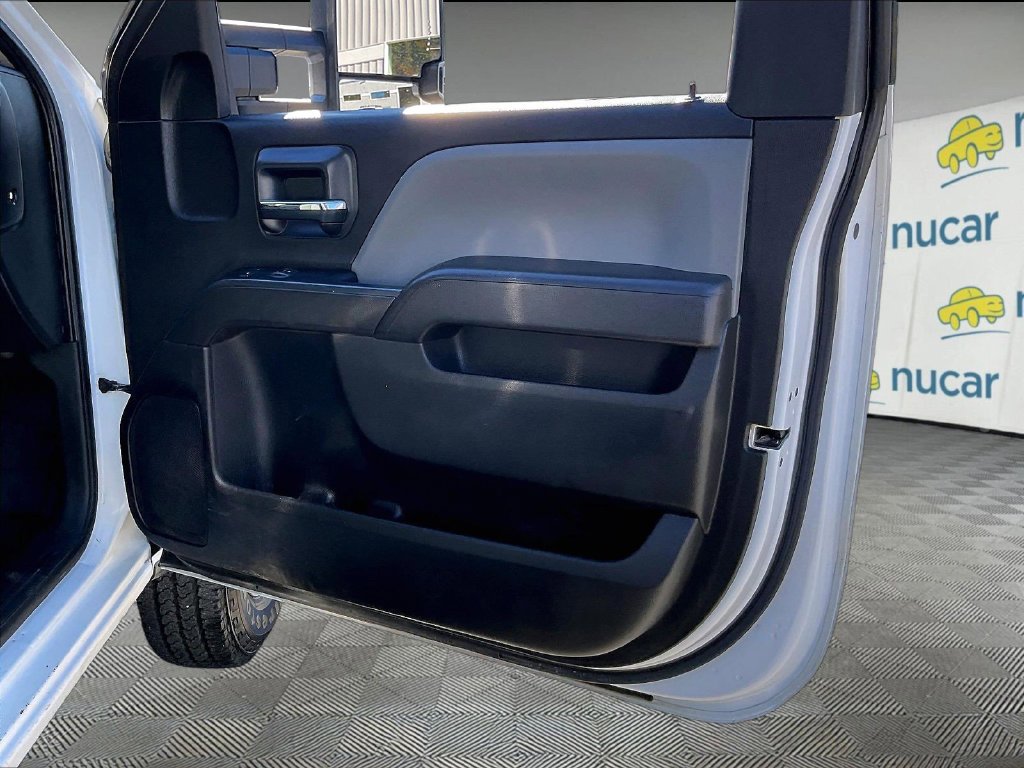 Used 2017 White Chevrolet Work Truck image 12