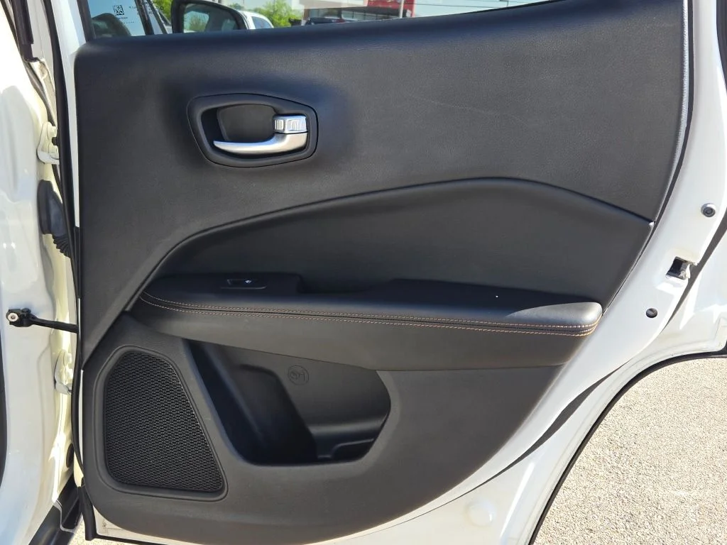 Used 2020 White Jeep Limited image 12