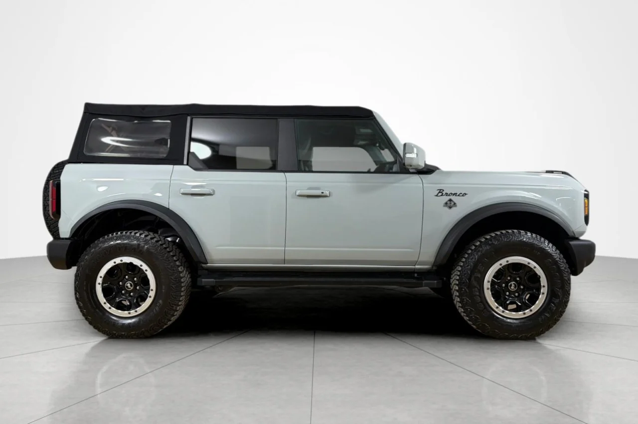 Used 2022 CACTUS GREY Ford Outer Banks image 6