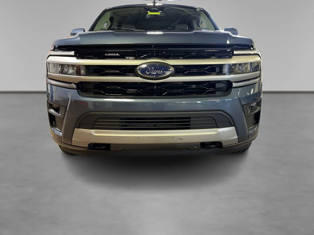 Certified Used 2022 Blue Metallic Ford XLT image 15