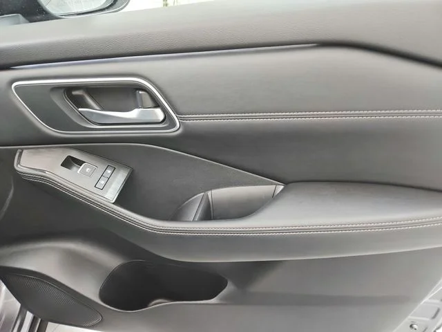 Used 2026 Gray Nissan Platinum image 52