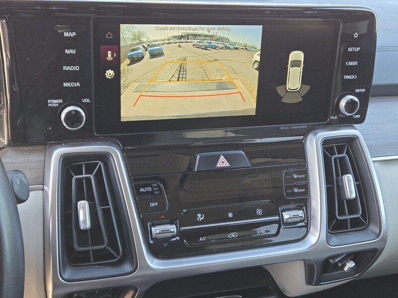 Used 2022 Green Kia X-Line EX image 21