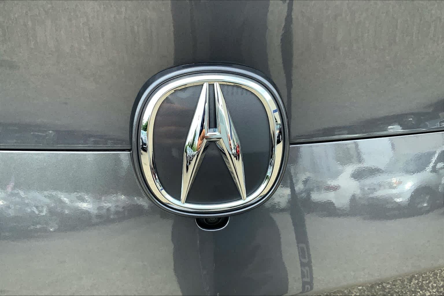 Used 2019 Modern Steel Metallic Acura w/Premium Pkg image 28
