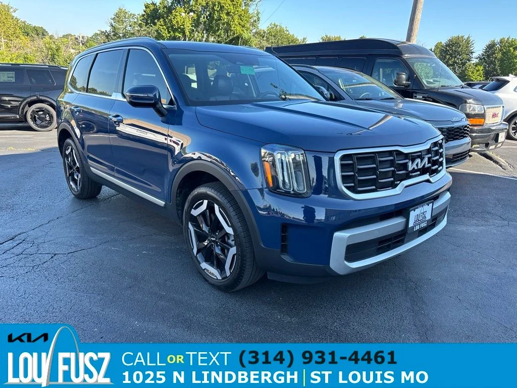Used 2024 Midnight Lake Blue Kia S image 1