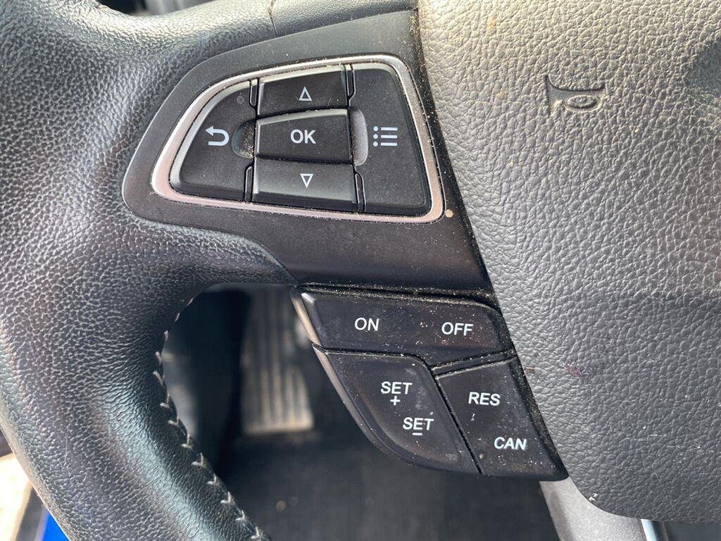 Used 2020 Lightning Blue Ford SES image 17
