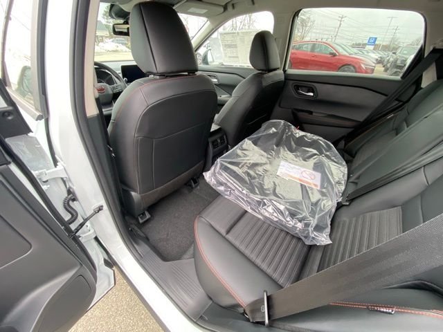 New 2026 Everest White Pearl TriCoat Nissan Rock Creek® image 14