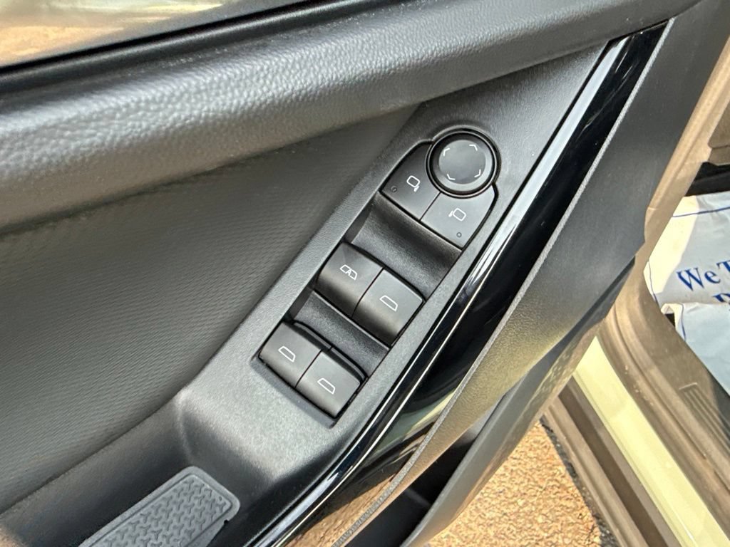 Used 2026 Cacti Green Chevrolet LT image 21