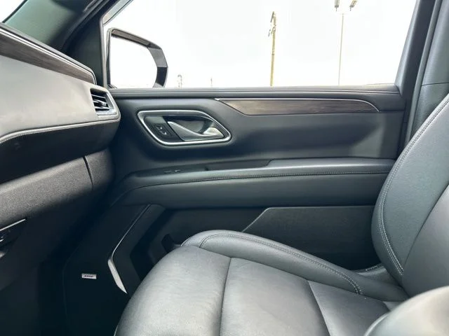 Used 2022 Summit White Chevrolet Z71 image 49