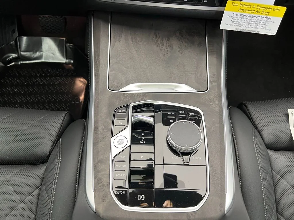 New 2026 Black Sapphire Metallic BMW sDrive40i image 11
