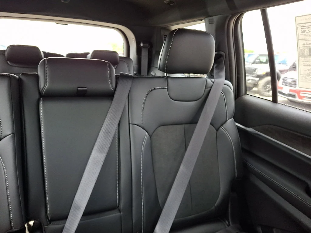 New 2026 White Jeep Altitude image 15