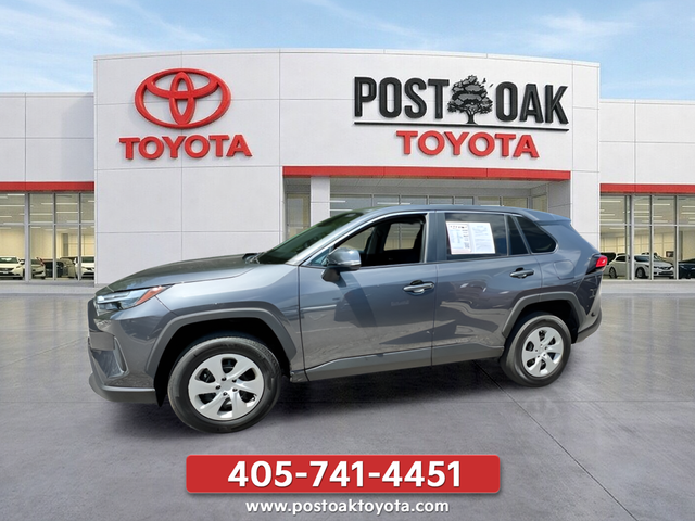 Used 2025 Gray Toyota LE image 5