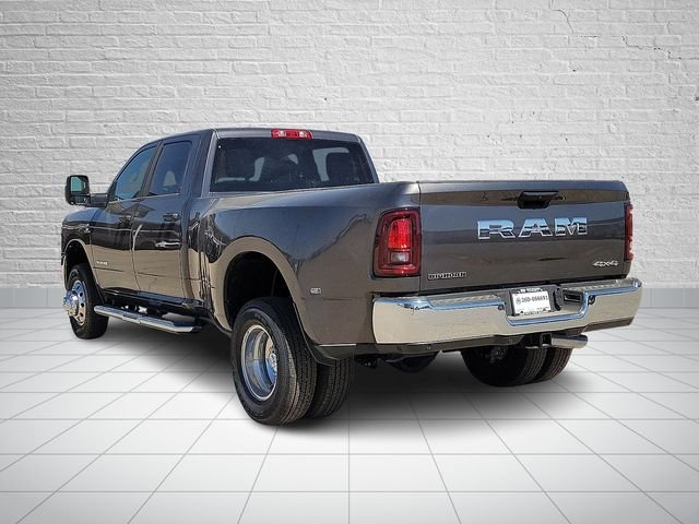 New 2026 Granite Crystal Metallic Clear-Coat Exterior Paint RAM Big Horn image 3