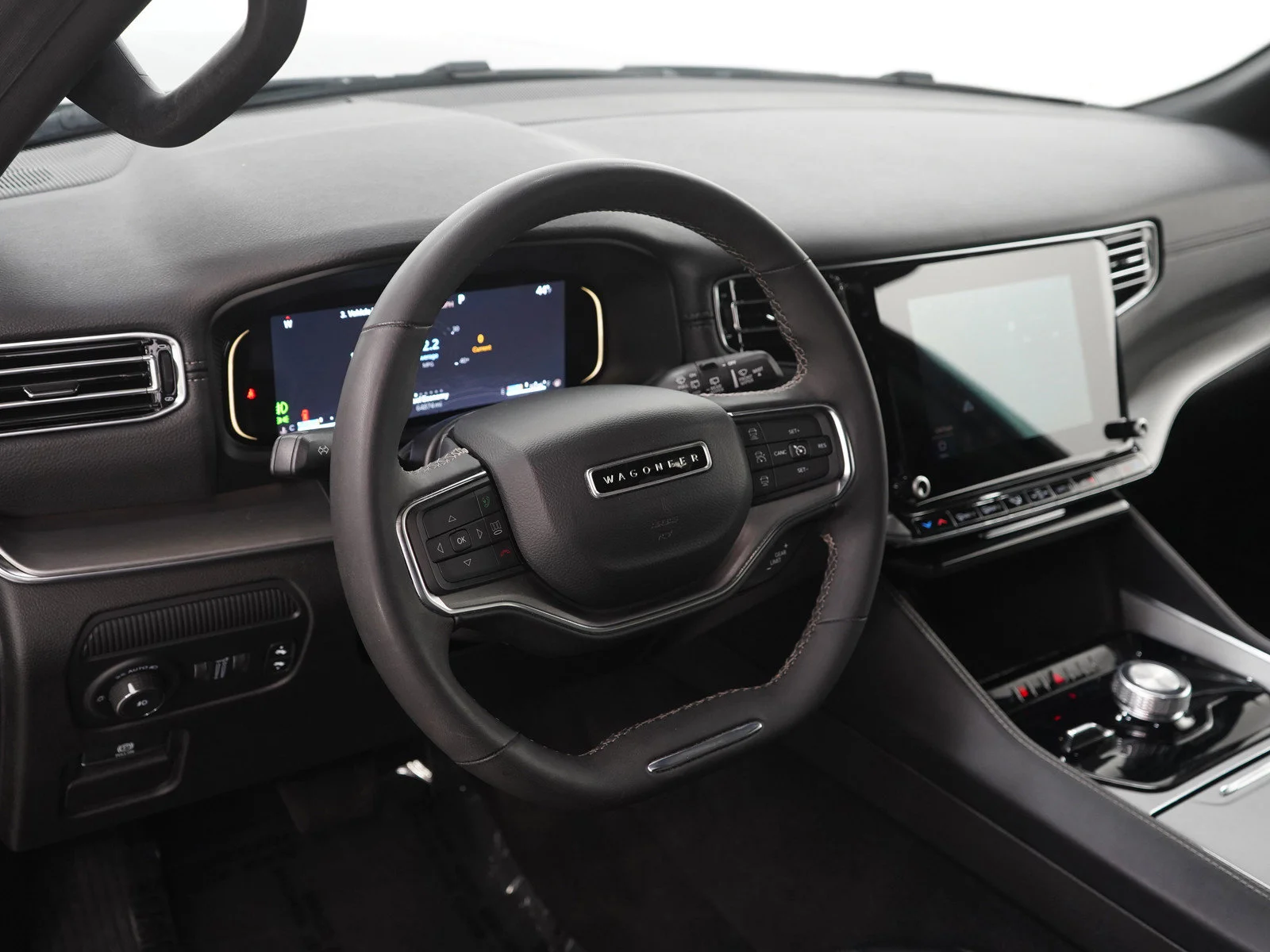 Used 2024 Diamond Black Crystal Pearlcoat Jeep Series II image 24