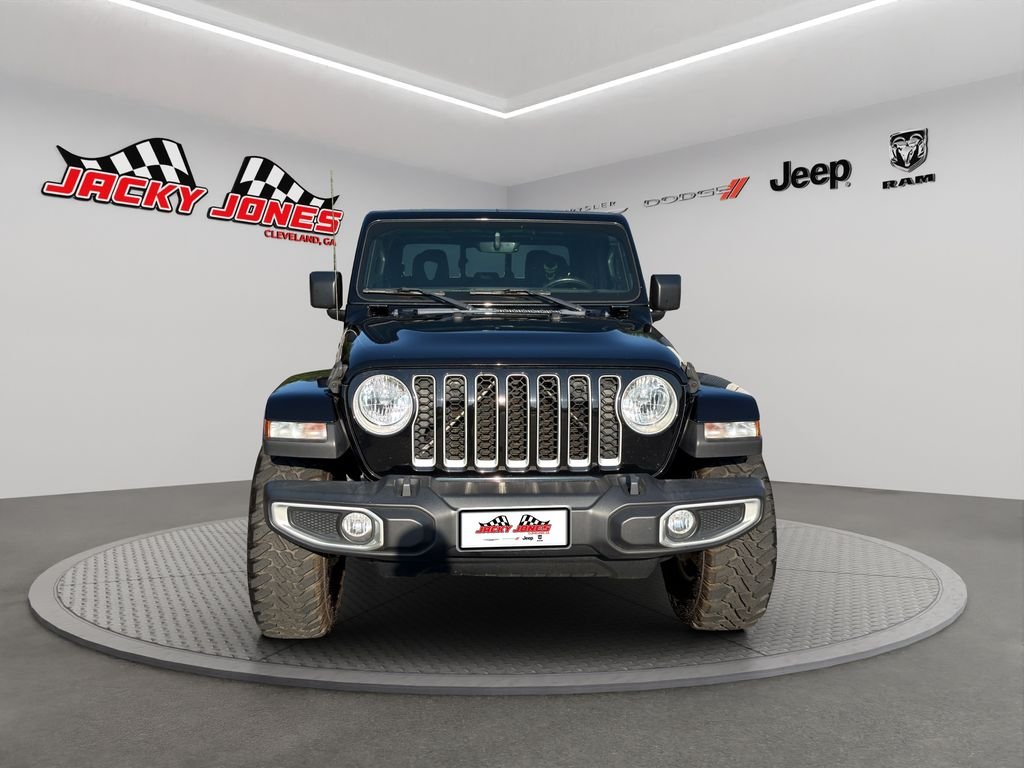 Used 2021 Black Clearcoat Jeep Overland image 11