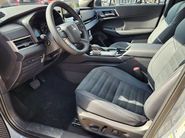 New 2026 Gray Mitsubishi TRAIL EDITION S-AWC image 5