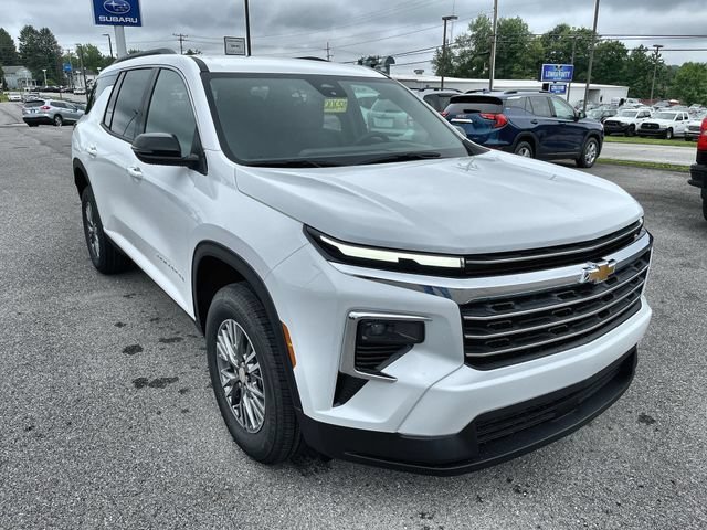 2026 Chevrolet Traverse LT White at Spitzer Autoworld Chevy Buick GMC Cadillac