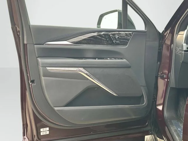 2026 Cadillac Escalade IQ Sport - Photo 8