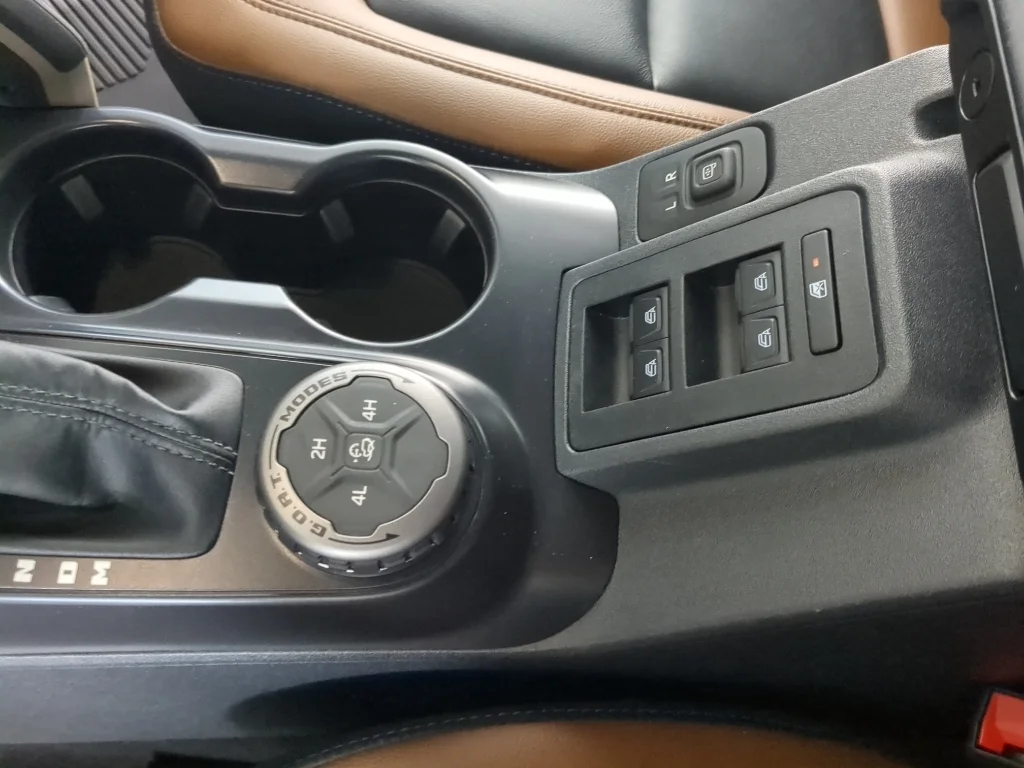2024 Ford Bronco 4-Door Outer Banks - Photo 26