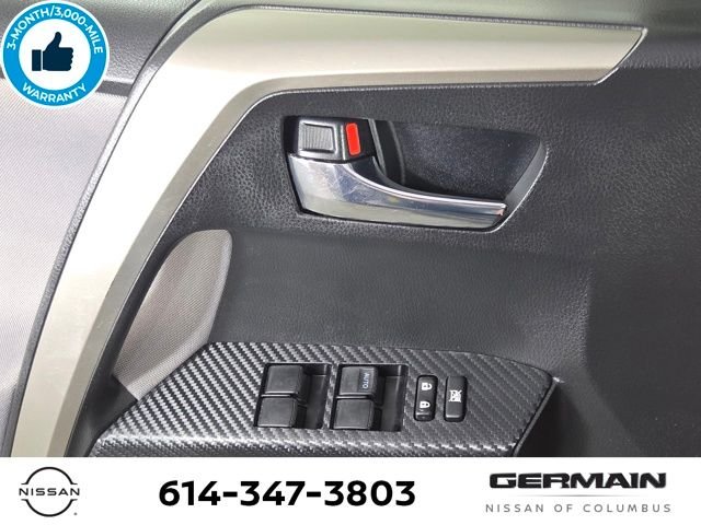 Used 2015 Gray Toyota XLE image 27