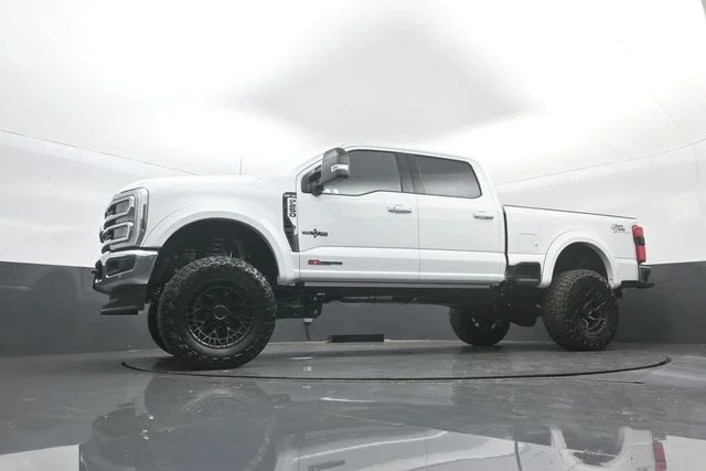 New 2026 Oxford White Ford F-250® Lariat® image 29