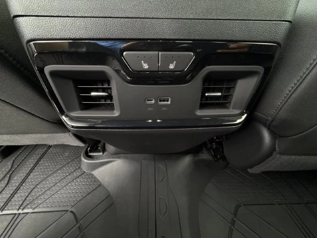 2026 Chevrolet Silverado 1500 ZR2 - Photo 23