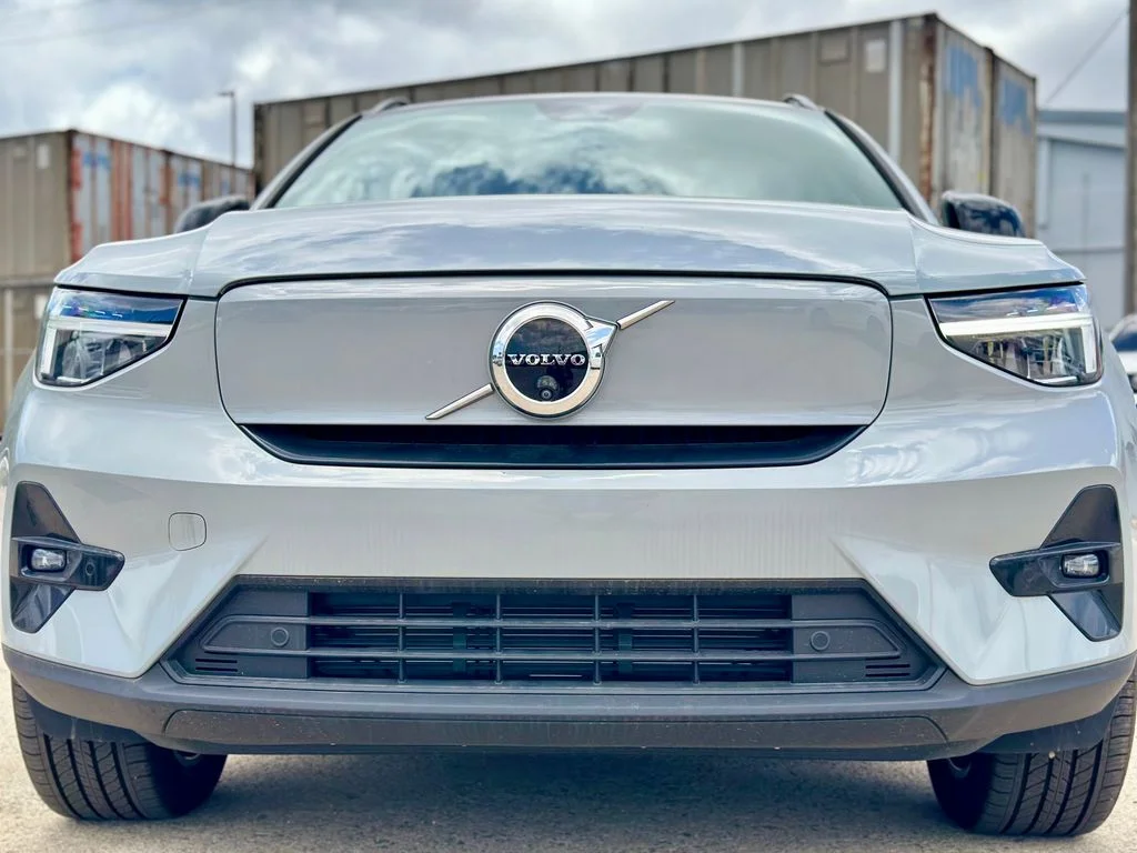New 2026 Gray Volvo Single Motor Extended Range Plus image 4
