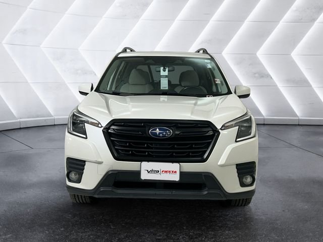 Used 2022 White Subaru Premium image 2