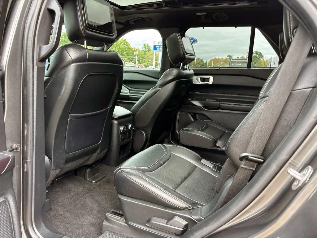 Used 2020 Magnetic Ford ST image 11