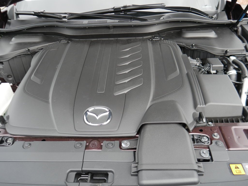Certified Used 2026 Red Mazda 3.3 Turbo S Premium Plus image 9