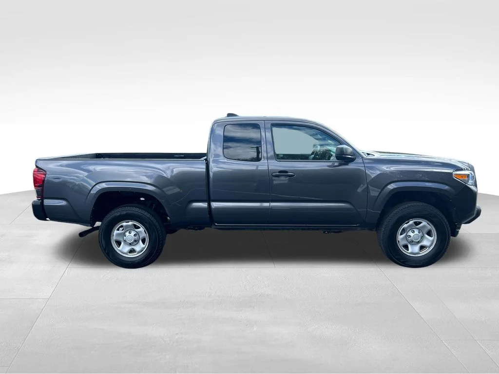 Used 2022 Gray Toyota SR image 7