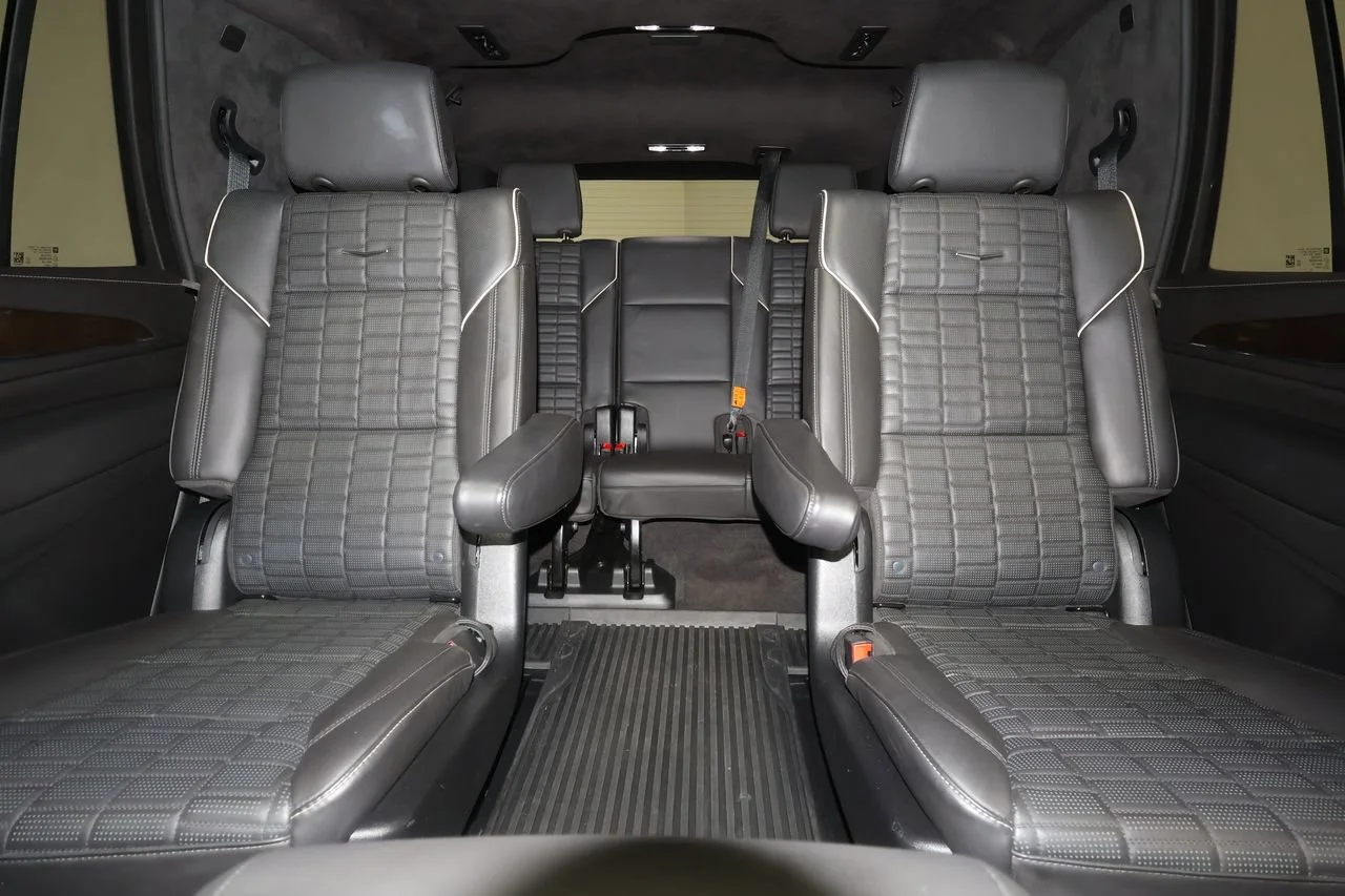 Certified Used 2024 Black Raven Cadillac Sport Platinum image 34