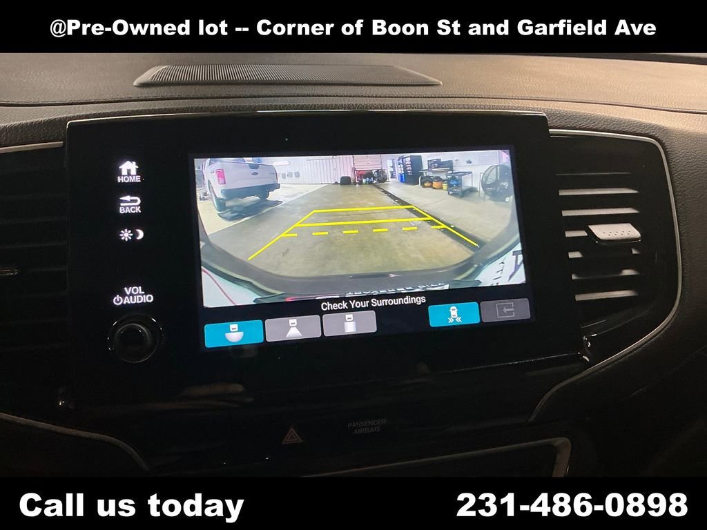 Used 2021  Honda Touring image 23