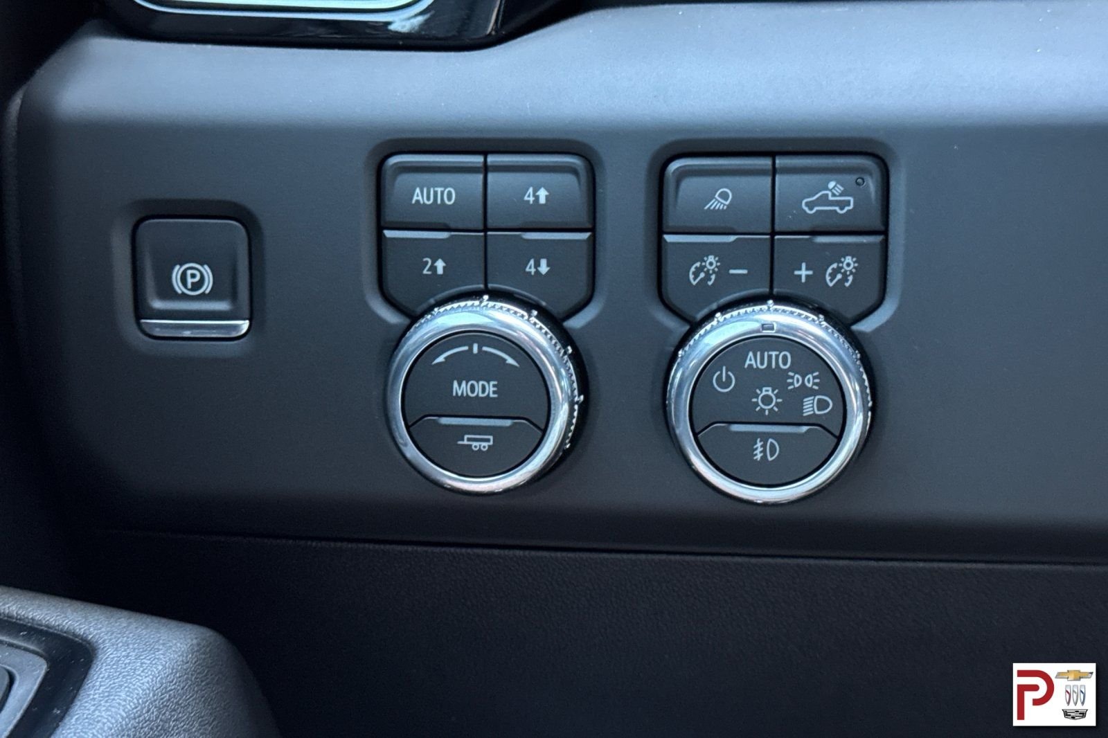 Used 2026 Black GMC AT4 image 31