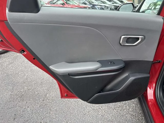 Used 2025 Red Kia LXS image 12