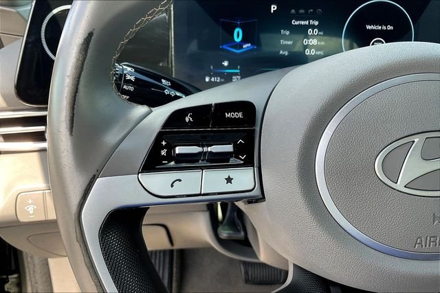 2025 Hyundai Elantra SEL - Photo 13