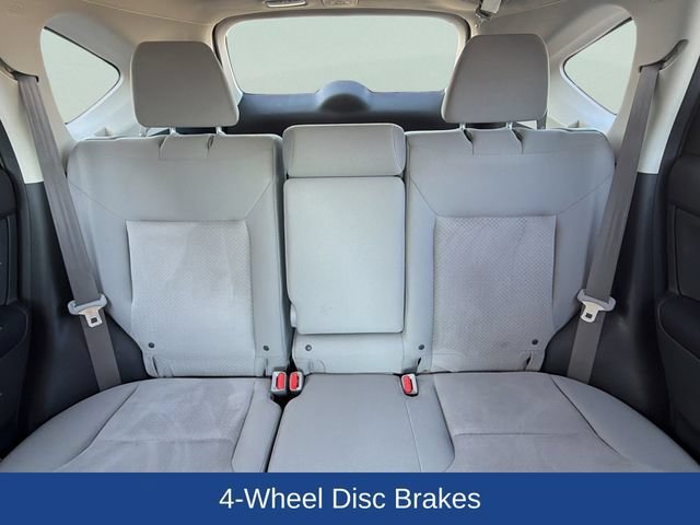 Used 2016 Blue Honda SE image 17