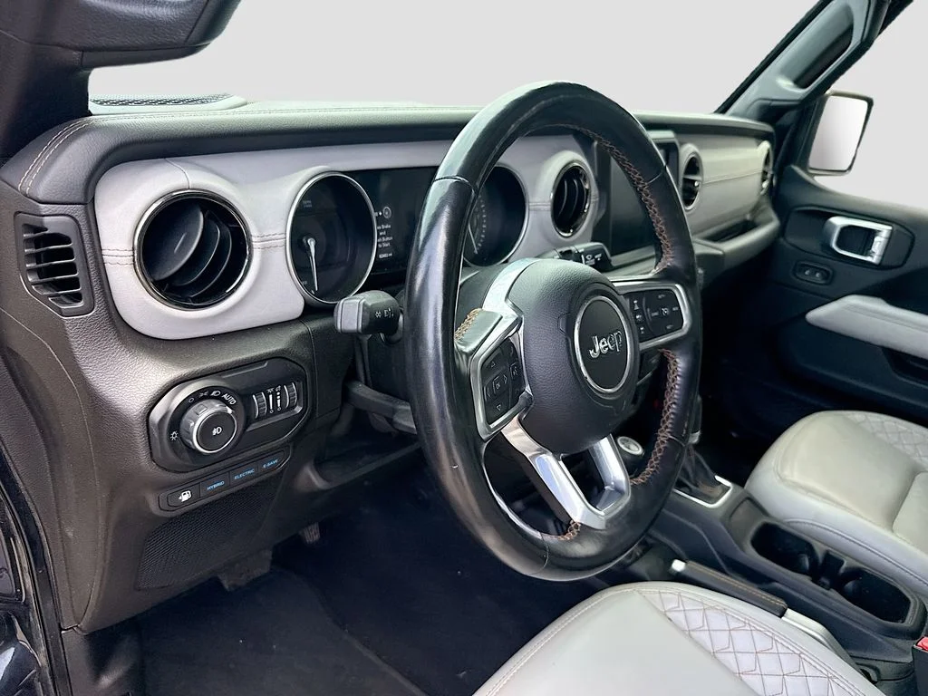 Used 2021 Black Jeep Unlimited Sahara 4xe image 10