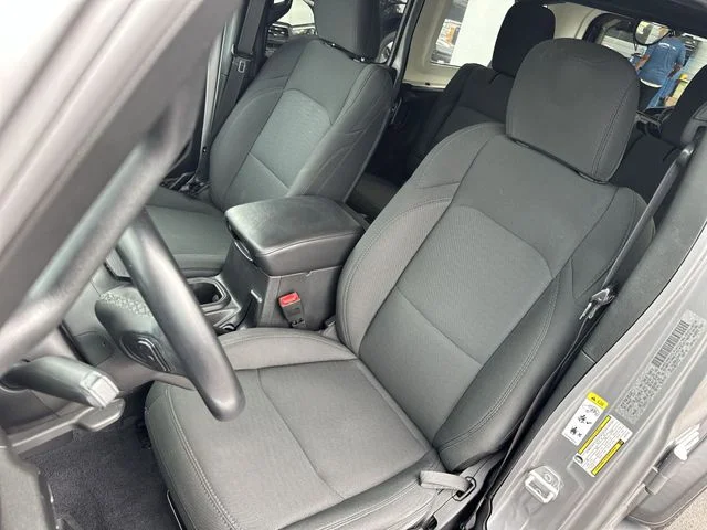 Used 2020 Silver Jeep Unlimited Sport S image 12