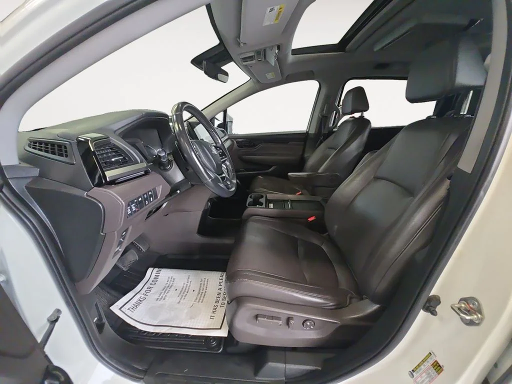 Used 2019 White Honda Elite image 11