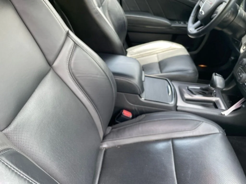 Used 2022 Gray Dodge SXT image 12