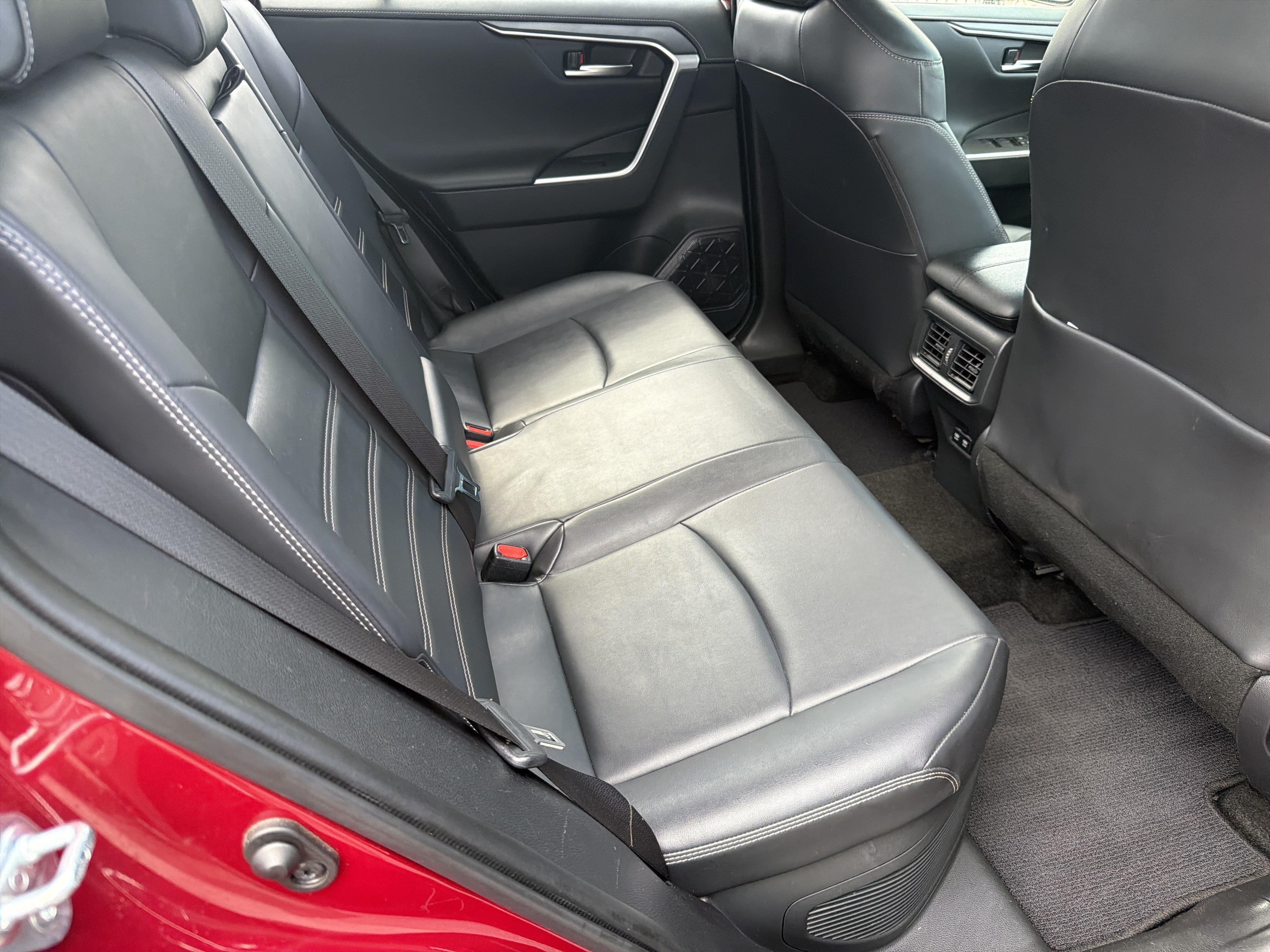 Used 2019 Pearl Toyota Limited image 26