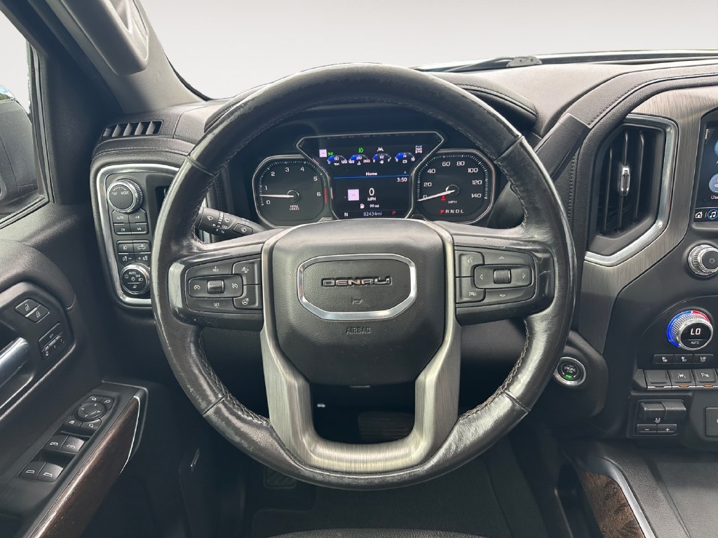 Used 2021 Green GMC Denali image 12