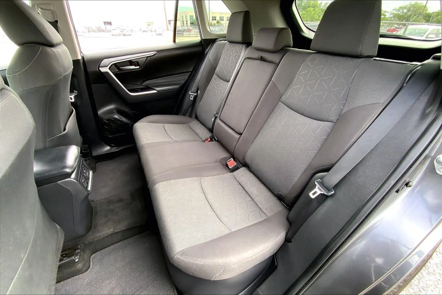 Used 2021 Magnetic Gray Metallic Toyota Hybrid XLE image 20