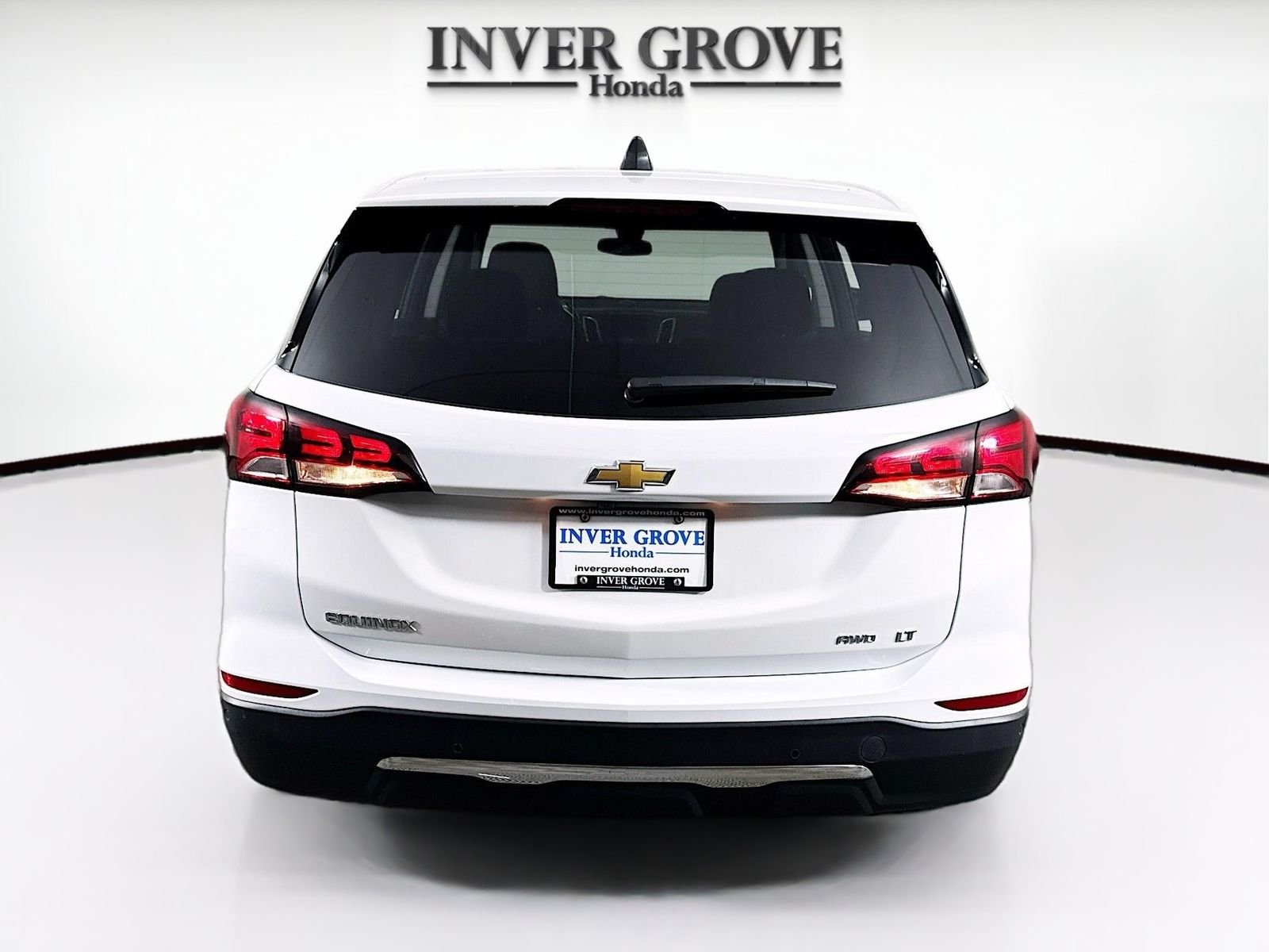 Used 2022 Summit White Chevrolet LT image 6